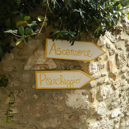 Ferienwohnung Casa Dell'Oliveto "Parcheggio Gratuito" Narni Exterior foto