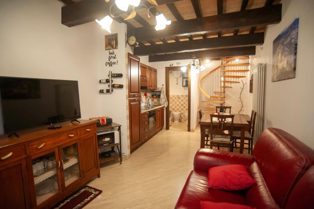 Ferienwohnung Casa Dell'Oliveto "Parcheggio Gratuito" Narni Exterior foto